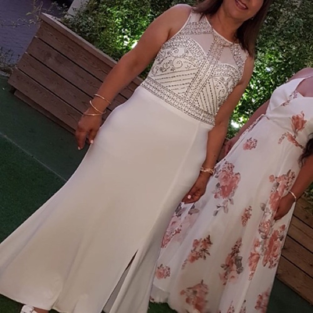 COPY - Morgan & CO White embellished gown dress size 11 prom homecoming dress
